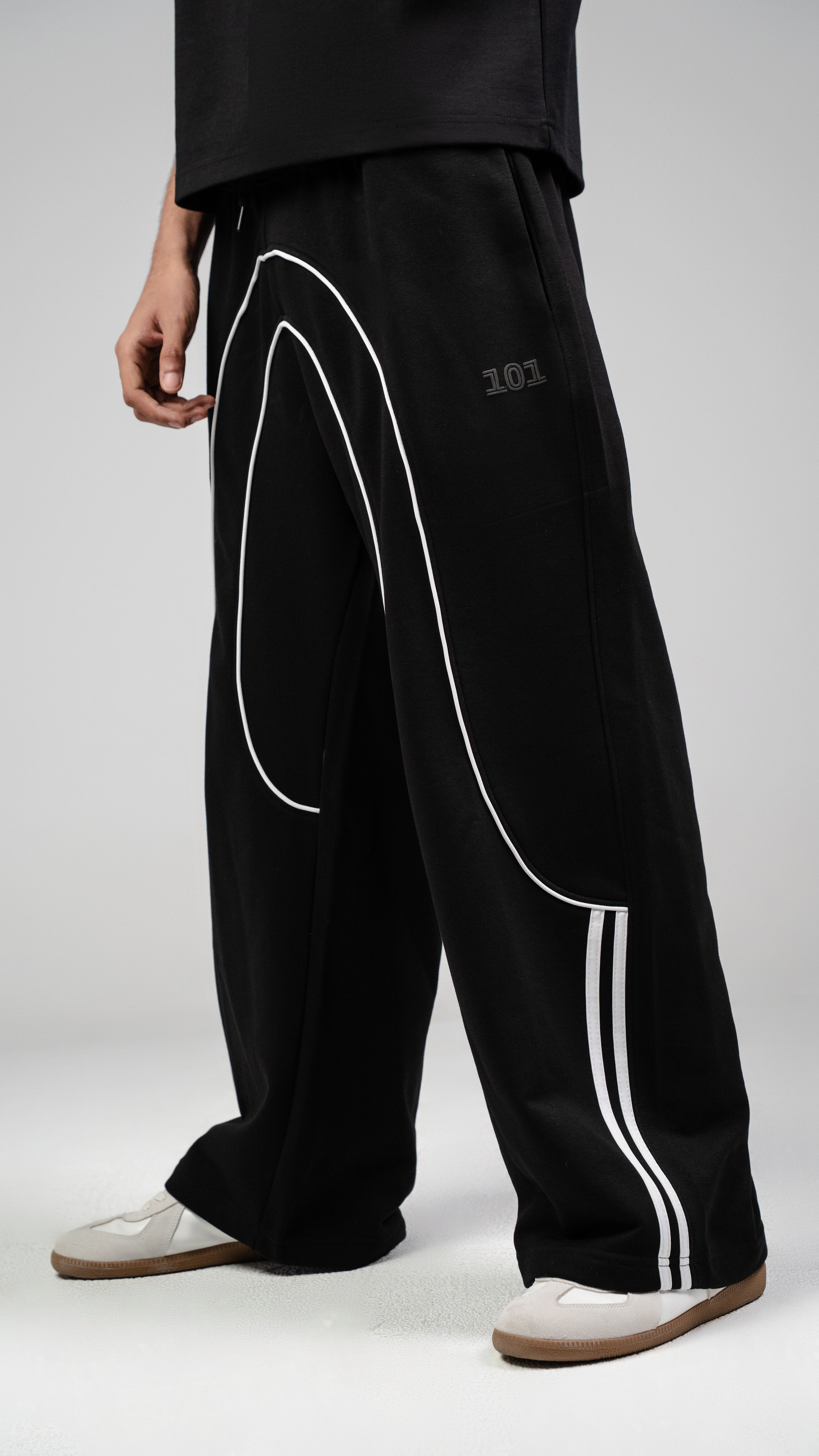 SWEET PANTS STATCHING UNISEX